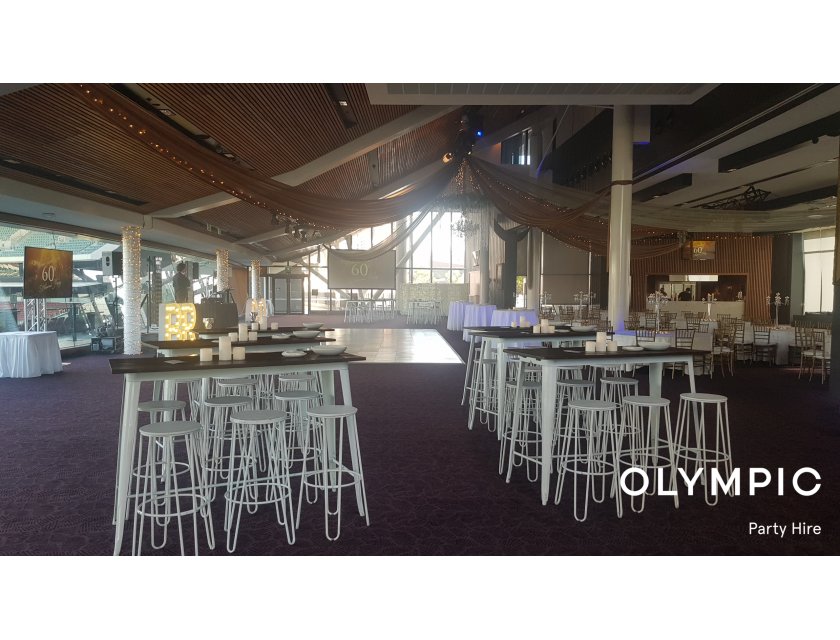 Tolix Leaner - White leg