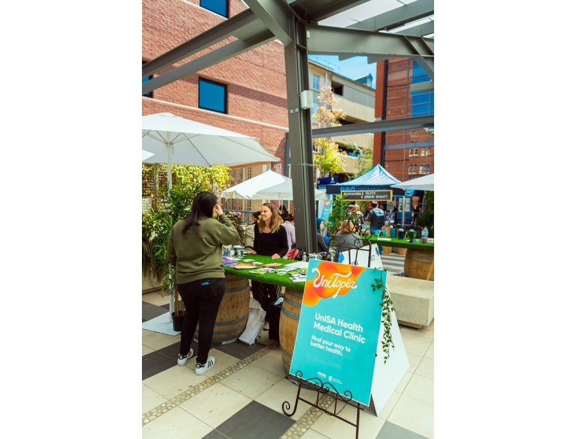 Turf Top Wine Barrel Bar