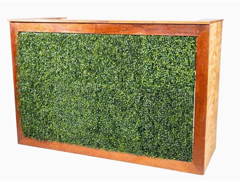 Hedge Bar